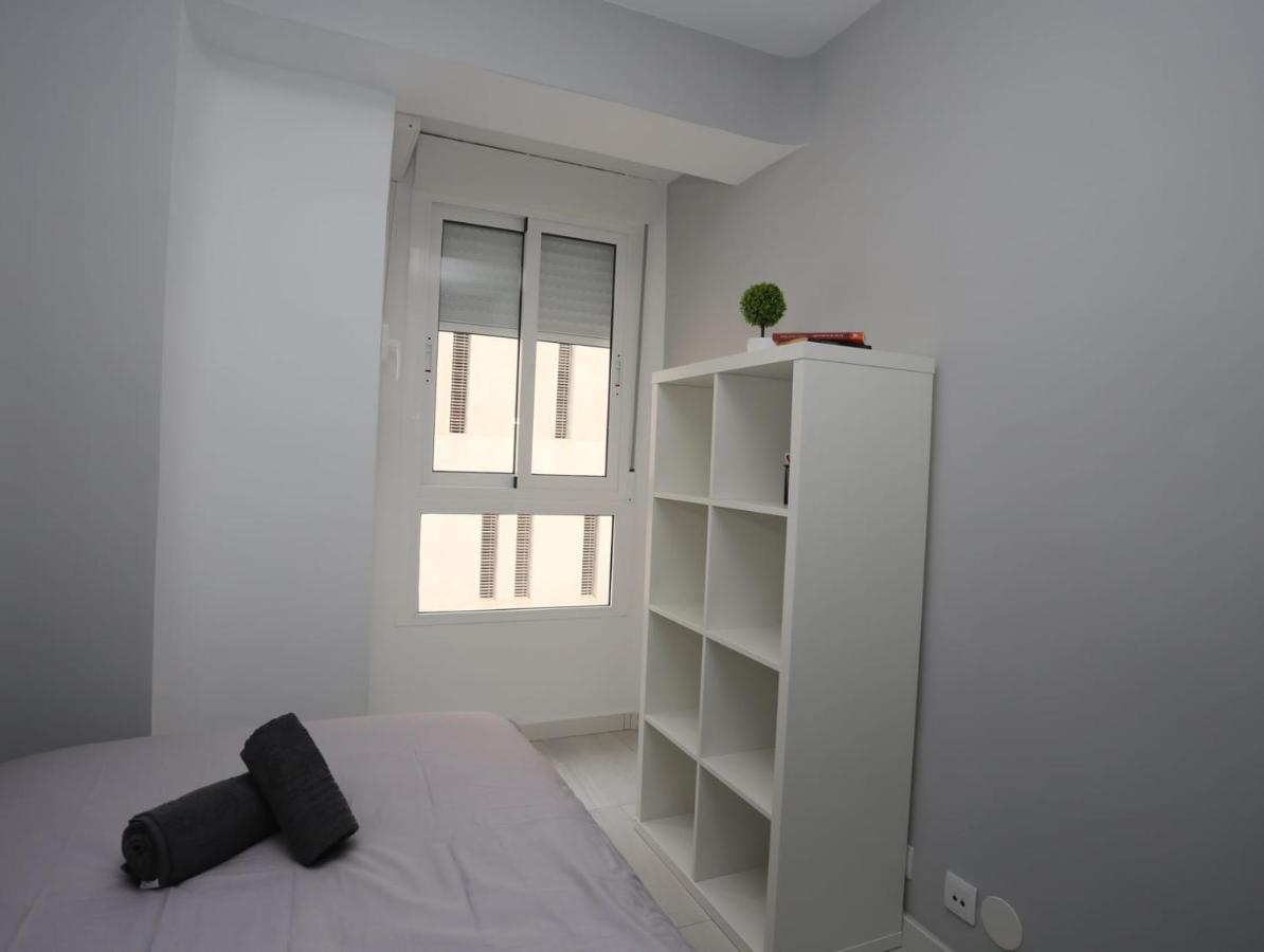 Apartamentos Navas Gam Alicante Eksteriør bilde
