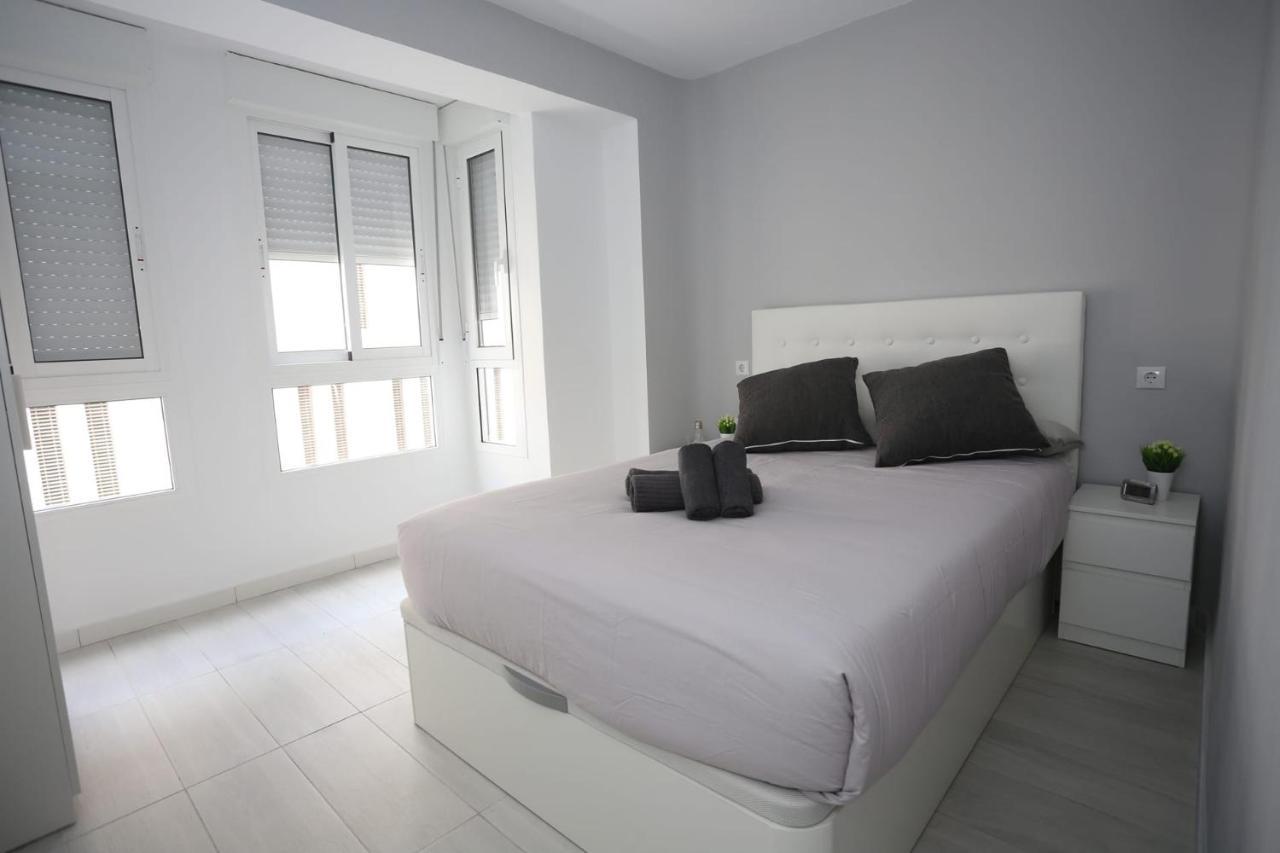 Apartamentos Navas Gam Alicante Eksteriør bilde